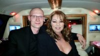 со своим менеджером Алексеем Першукевичем